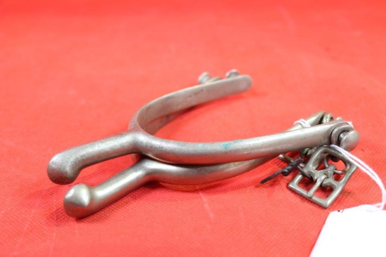 One pair authentic WWI US Cavalry spurs, marked US AB, August Buermann