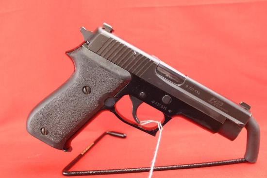 Sig Sauer P220 .45 ACP