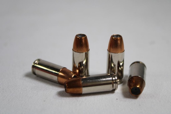 One plano ammo box with 9mm JHP, count 20.
