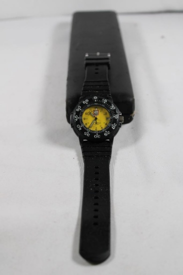 Luminox Men's Watch original Navy Seal yellow dial with black rubber band with case