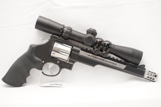 S&W .44 Magnum Hunter