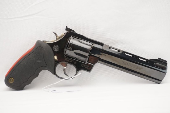 Taurus Raging Bull .454 Casull