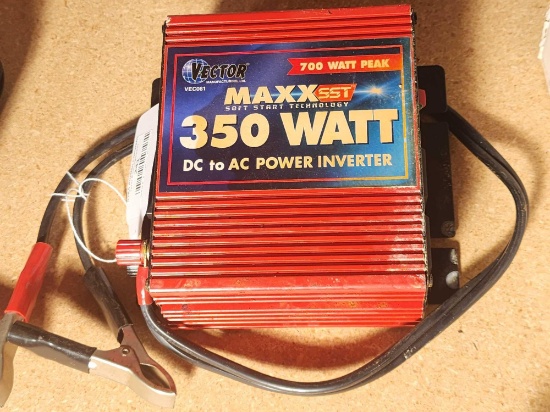 Vector MAXX sst 350 watt DC to AC power inverter.