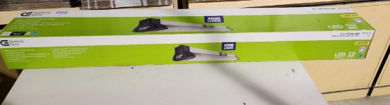 42" LED shop light. New in box.
