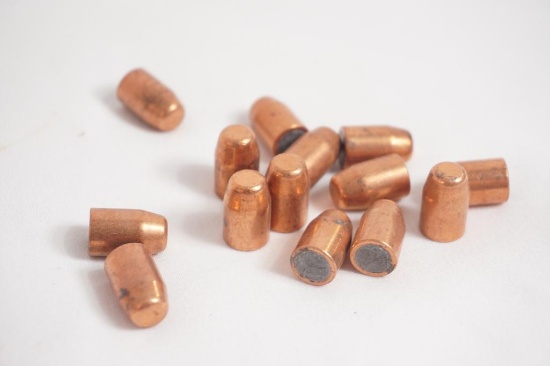 One bag of 40 S&W 200 gr JFP.