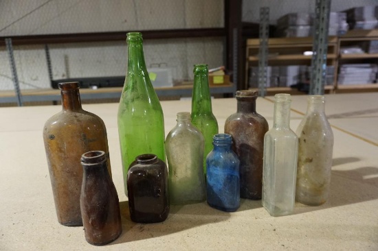 Miscellaneous large antique old bottles.