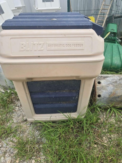 One Blitz automatic dog feeder. Used.