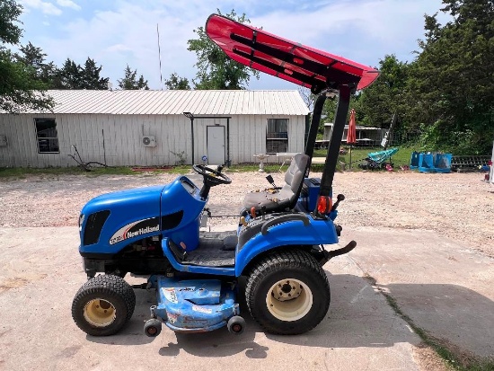 New Holland TZ18D Diesel Mower 1045 hrs. Has forward & rear PTO with 3 point hookups.
