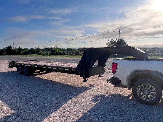 Gooseneck Flatbed 25'+5' 30' total 101" wide. Tandem Dual Axles. Lifetime cresonal floor. Sloe