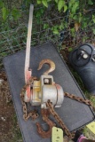 Large 1 1/2 ton chain hoist