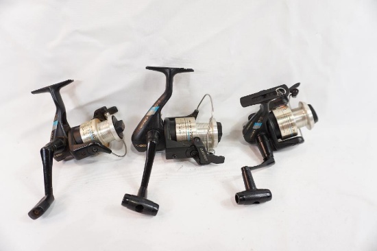 Three Shimano Aero Solstace spinning reels, one 2500, one 1000 and one 2000