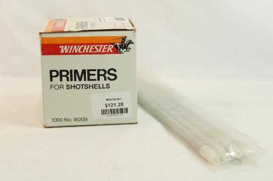 One box of Winchester W209 shotgun primers, count 1000, and 4 primer loading tubes.