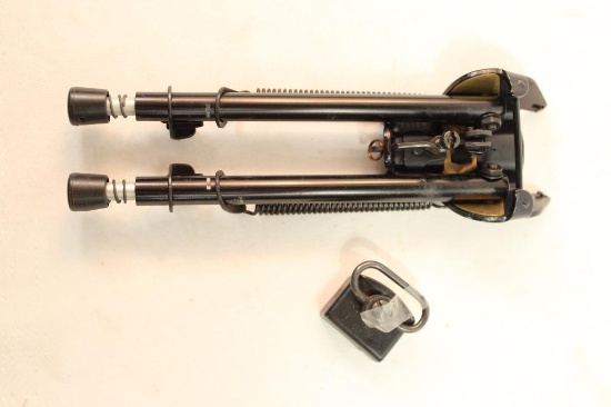 One Harris ultralight bipod. In package.