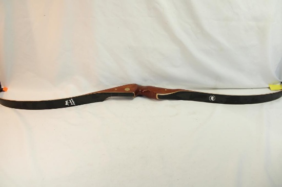 One Bear Kodiak Magnum recurve bow.