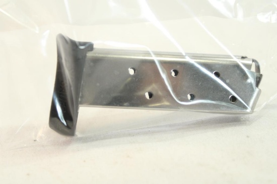 One Sig Sauer .380 Auto 7 round mag