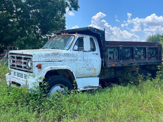 GMC Dump Truck 1986 model (Unknown Condition) Sold as is buyer must schedule a pickup time & load it