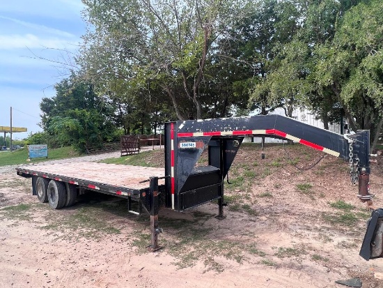 2012 24' Gooseneck Flatbed with tandem dual axles. (Title in office)
