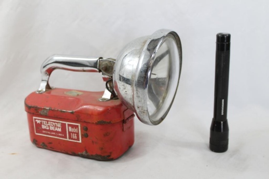 Vintage Teledyne Big Beam model 166 flashlight and small Brinkman flashlight