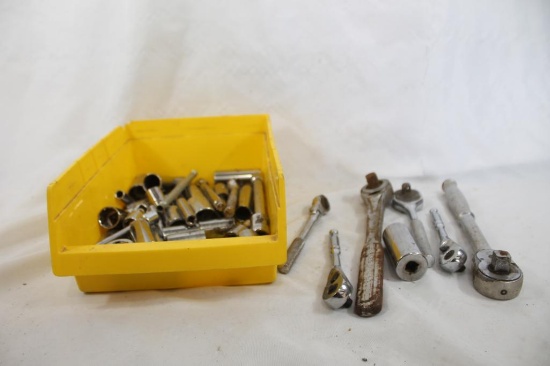 Box of ratchets and sockets