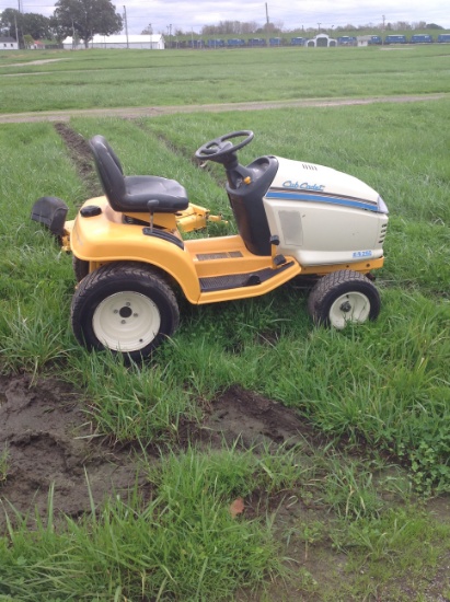 Cub Cadet 2160 Lawn Tractor with Rotary Cutter