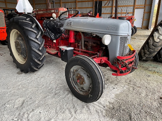 FORD 8N TRACTOR