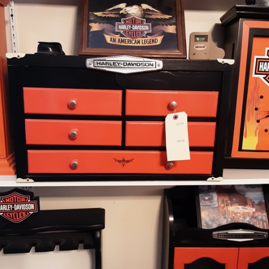 CUSTOM HD CHEST WITH DRAWERS