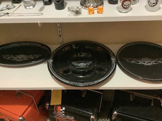 HARLEY DAVIDSON PLATE AND PLATTER TRAYS