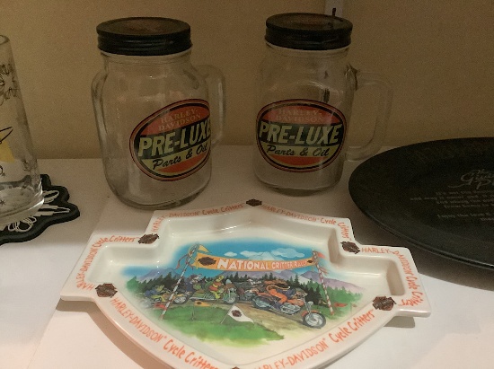 HARLEY DAVIDSON CUPS AND PLATE