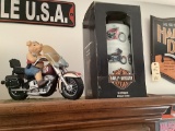 HARLEY DAVIDSON LAMP AND  FIGURING