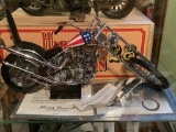 HARLEY DAVIDSON HIGH DETAIL REPLICA WITH CERTIFICATE OF AUTHENTICITY