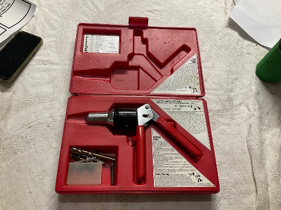THE GREGORY COMPANY HK-150A HAND RIVETER