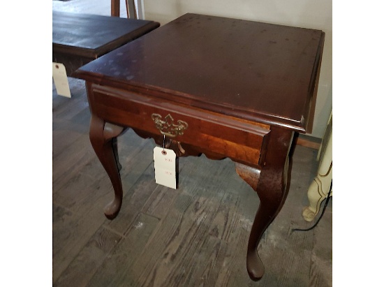 WOODEN END TABLE WITH SMALL DRAWER