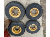 CAT STYLE TOW MOTOR WHEELS AND TIRES