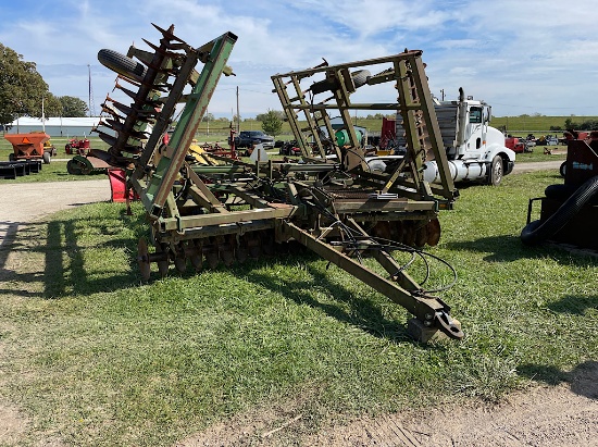 24’ JOHN DEERE SOIL FINISHER