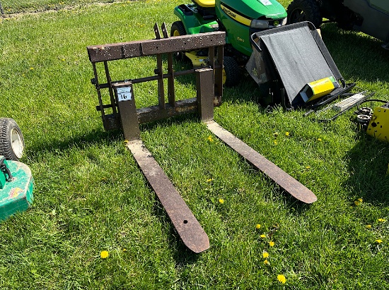 3 POINT 48” PALLET FORKS