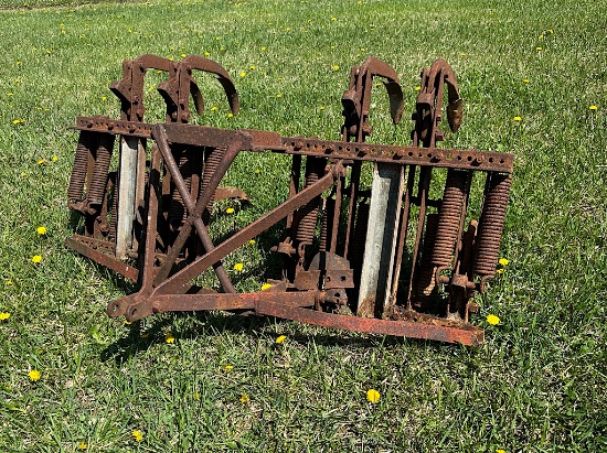 5 FOOT CULTIVATOR