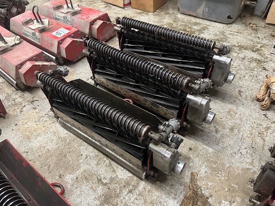 (3) 21" GROOMING UNITS