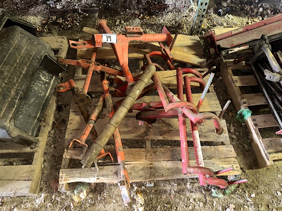 PALLET OF JACOBSEN/ TORO PARTS