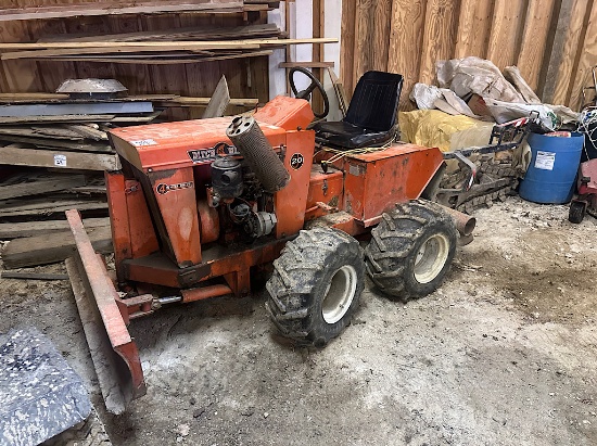 DITCH WITCH J20D TRENCHER