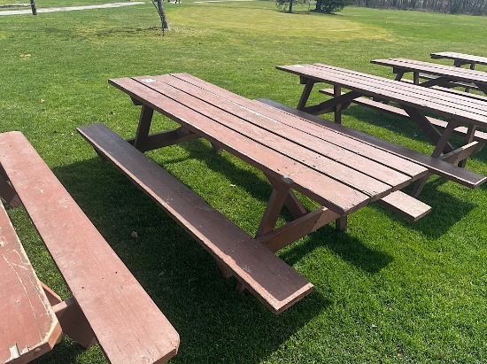 8' WOODEN PICNIC TABLE