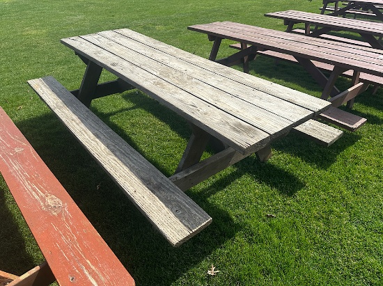 8' WOODEN PICNIC TABLE