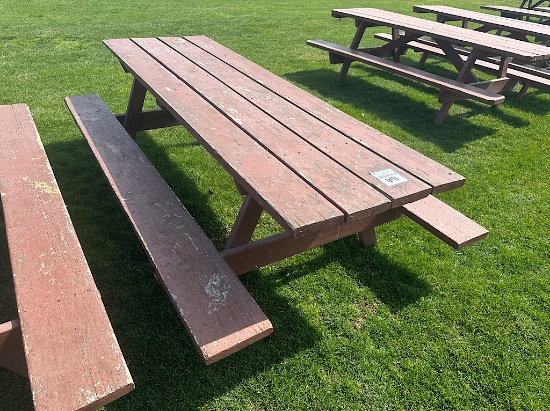 8' WOODEN PICNIC TABLE