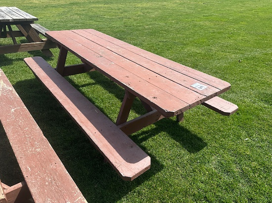 8' WOODEN PICNIC TABLE