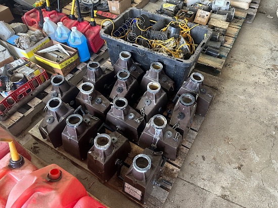15 BALL WASHERS, SPRINKLERS