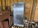 KELVINATOR COMMERCIAL FREEZER