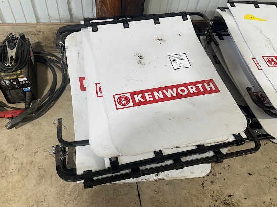 22 KENWORTH MUD FLAPS
