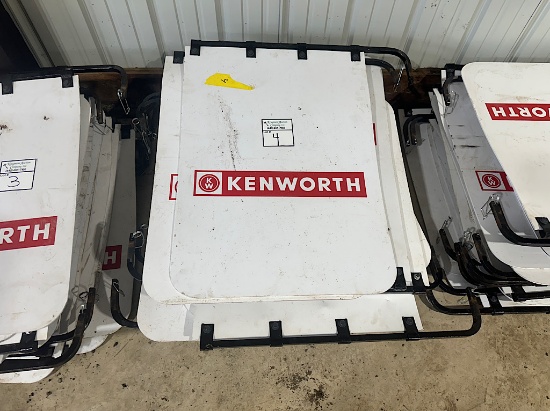 22 KENWORTH MUD FLAPS