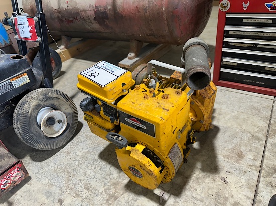 BRIGGS & STRATTON 5HP ENGINE WITH WATER PUMP