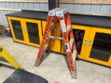WERNER 4' FIBERGLASS LADDER