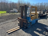 CATERPILLAR 494R TOW MOTOR